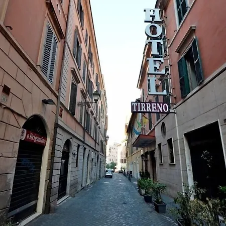 Tirreno 3* Řím