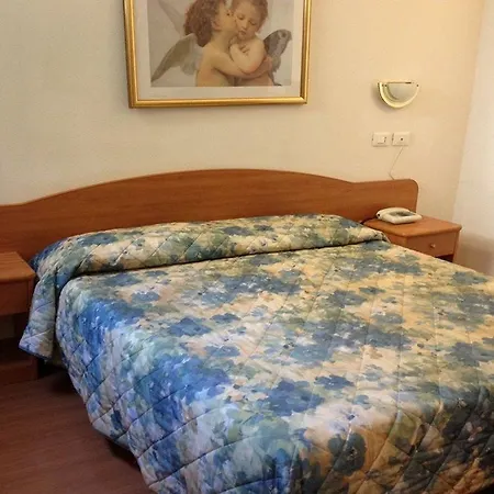 Tirreno 3* Řím