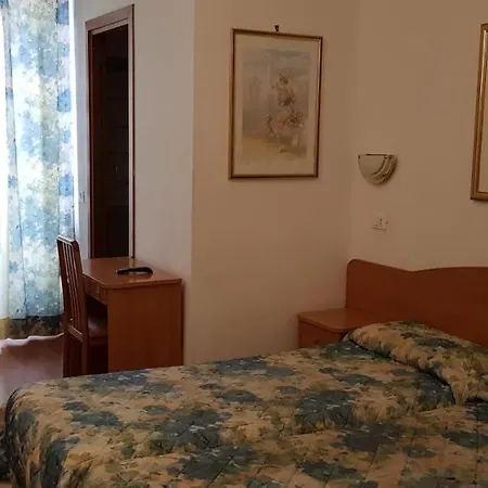 Tirreno 3* Řím
