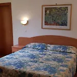 מלון Tirreno