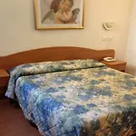 Tirreno 3* Rom